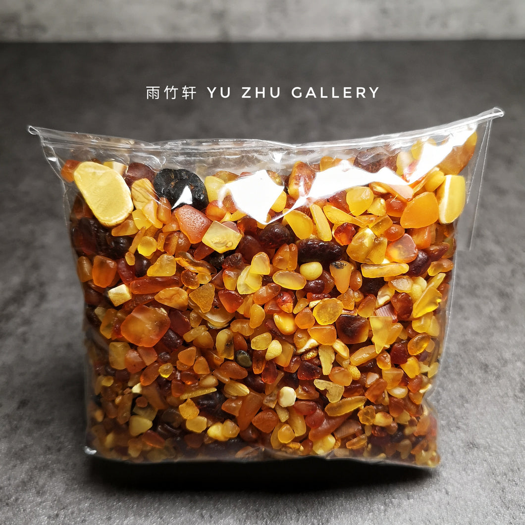 Amber Chips Polished 100grams Pack/Tumbled stones